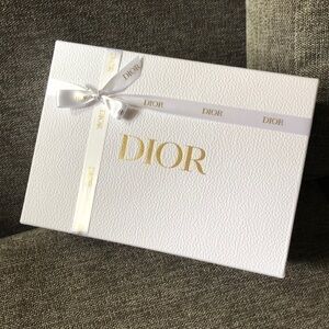 Dior White Empty Rectangle Gift Box Paper White Logo Ribbon Holiday Gift